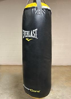 Everlast Black Powercore Nevatear Heavy Bag